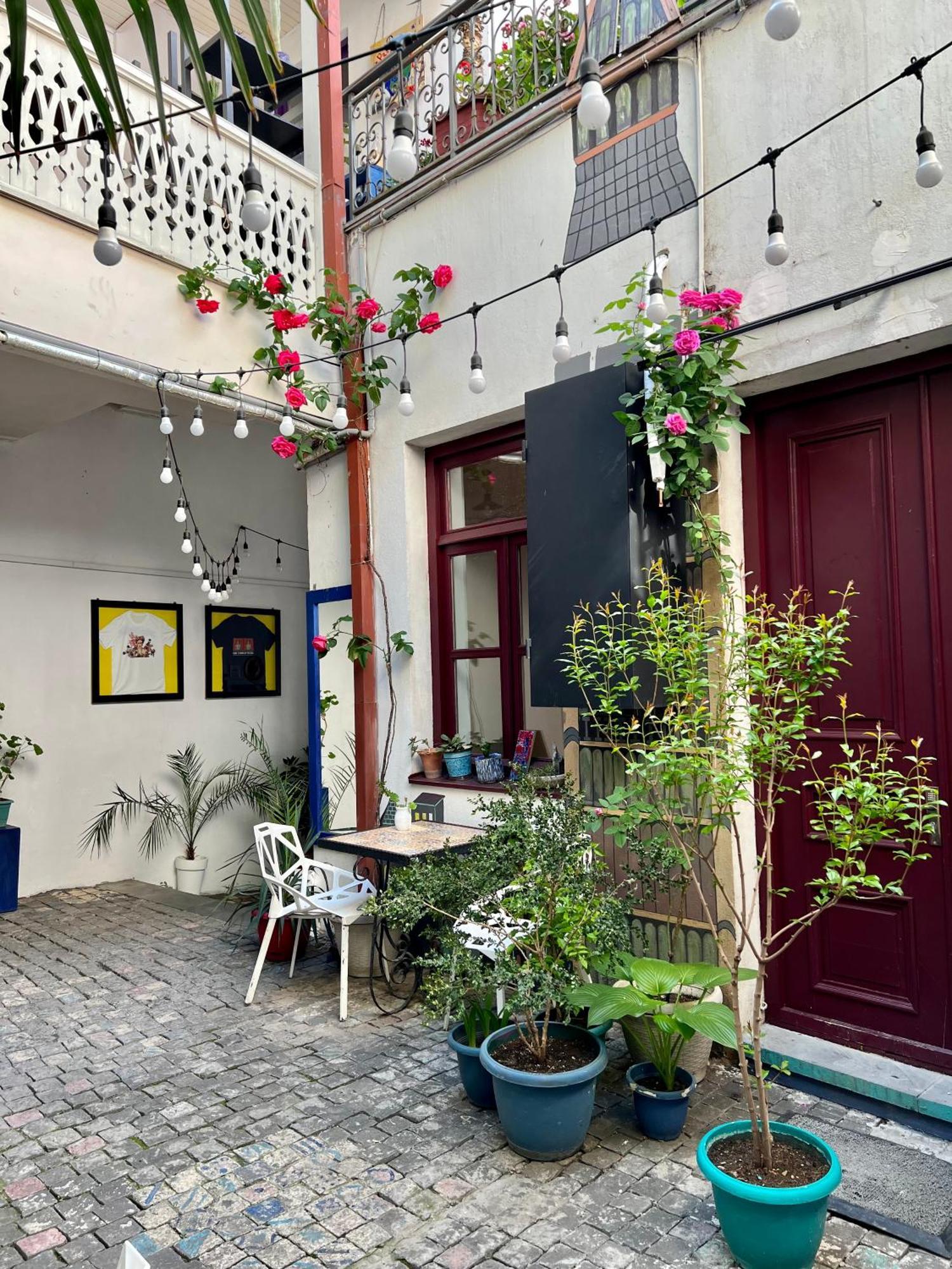 Check Point Hotel Tbilisi Exterior foto